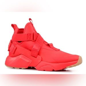 Woman’s Nike Air Huarache City Speed Red Size 9